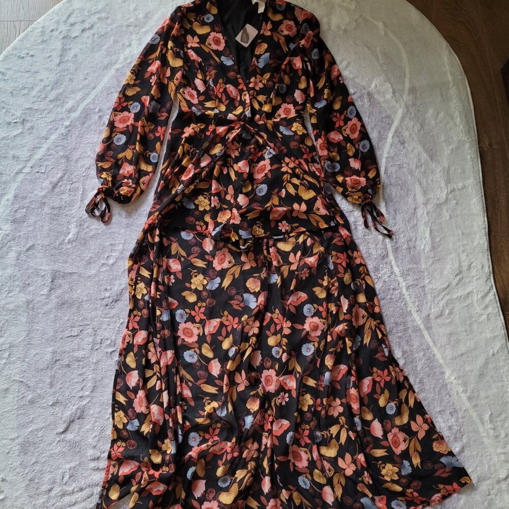 NWT! Forever 21 romber in waist cloth size S